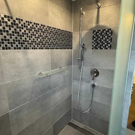 شقة Moderne In Achern, Schwarzwald أخرن