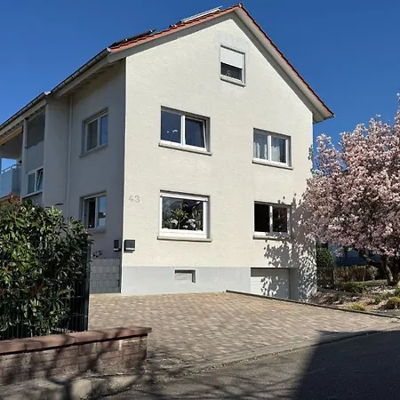 Moderne In Achern, Schwarzwald Apartament